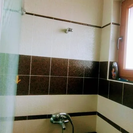 супер център Zheleva Ahyolu