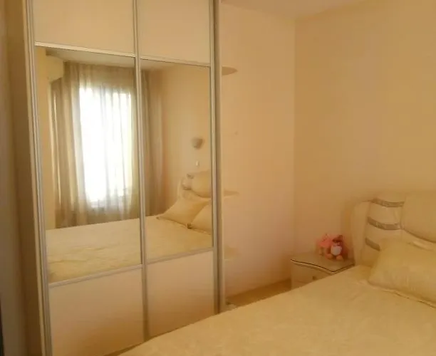 супер център Zheleva Pomorie