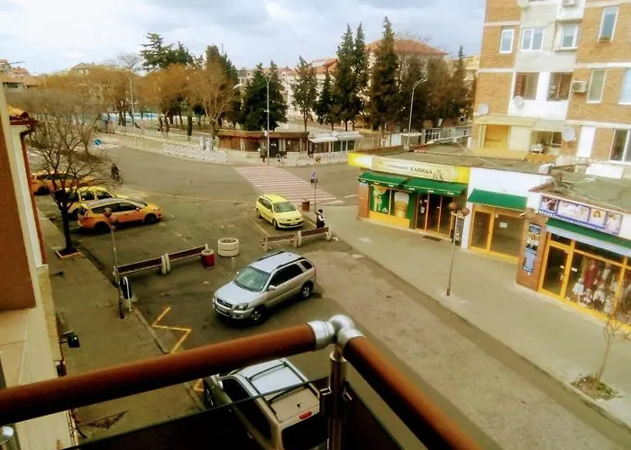 супер център Zheleva * Pomorie