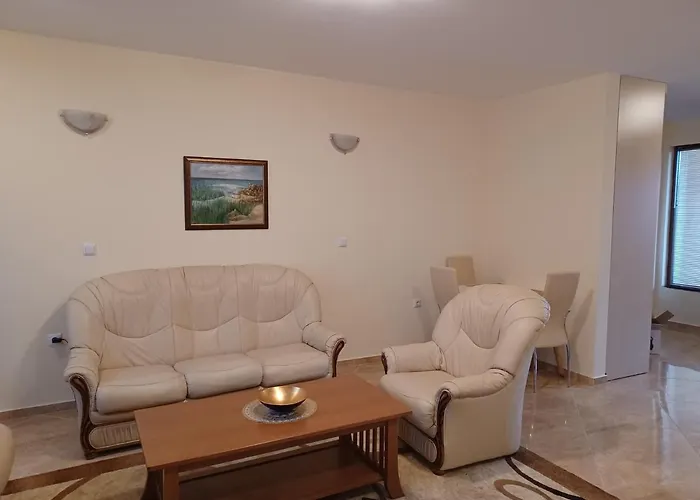 Apartman супер център Zheleva Pomorie