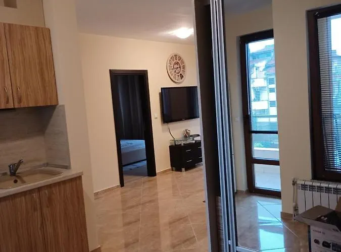 супер център Zheleva Apartman