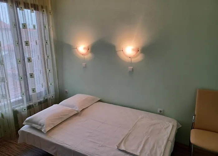 супер център Zheleva Pomorie